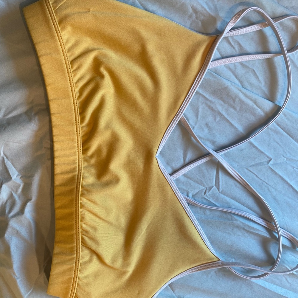 Sports bra